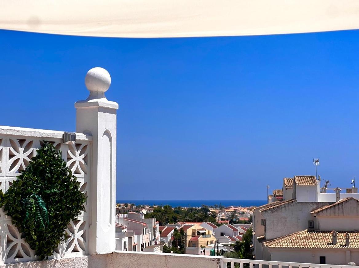 Green Lagoon Penthouse Torrevieja Exterior photo