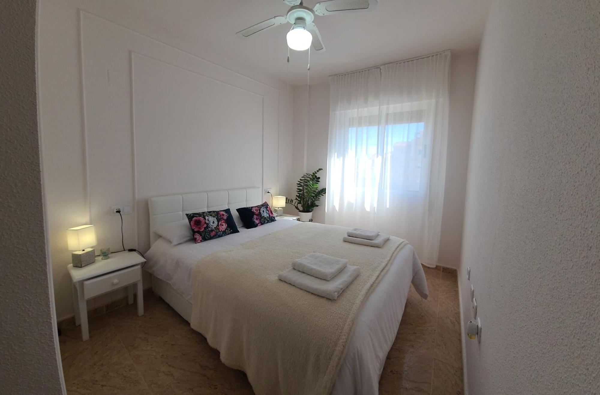 Green Lagoon Penthouse Torrevieja Exterior photo